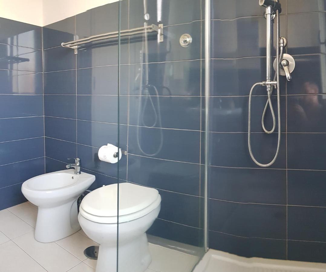 Brezza Di Mare Apartment Lido di Ostia Luaran gambar
