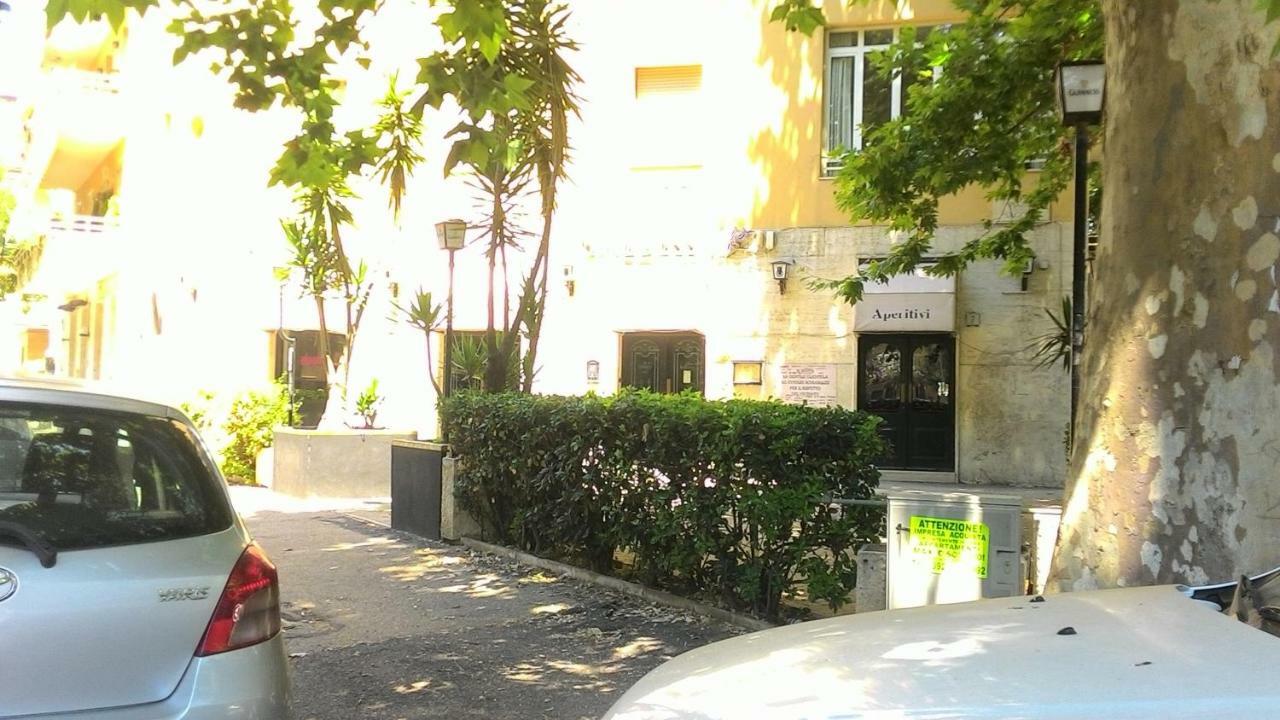 Brezza Di Mare Apartment Lido di Ostia Luaran gambar